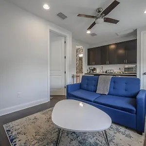 Heart Of Soho Minutes To Downtown And Stadium Unit 1 , Tampa United States